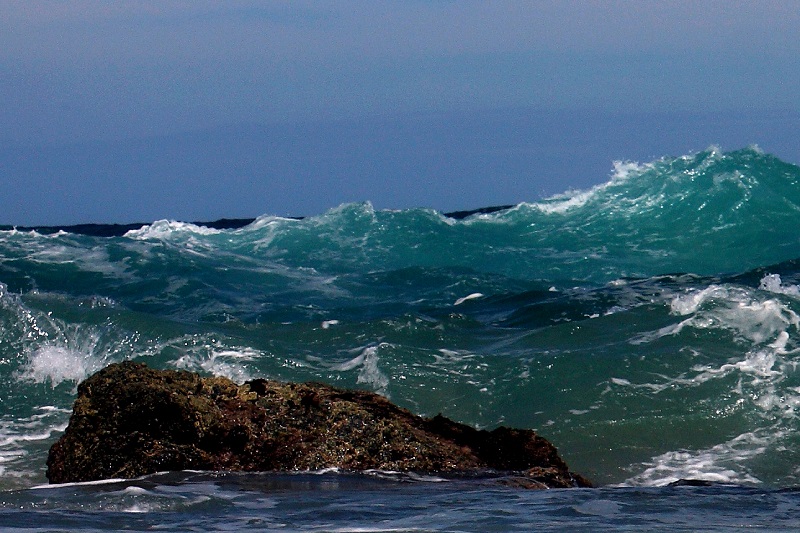 Breaking Wave